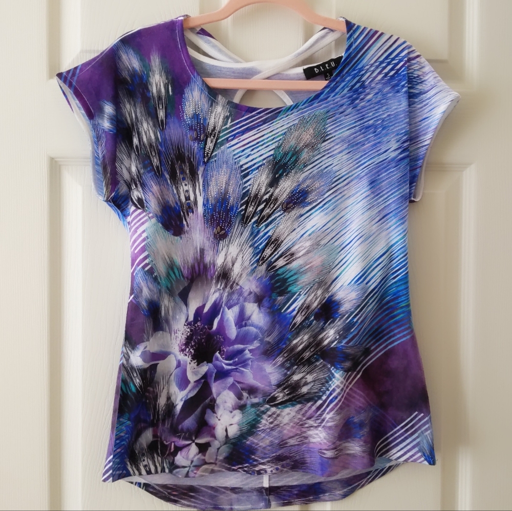 Bleu Purple Black and Blue Cross Back Tee sz Small